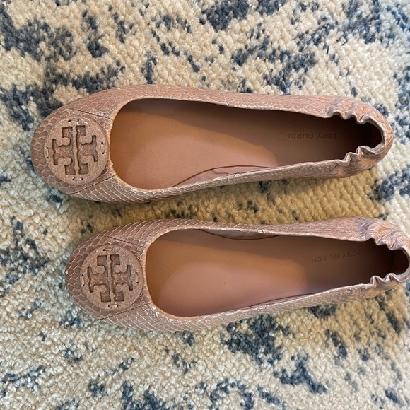 Tory Burch New In Box Tan Flats - Picture 5 of 9